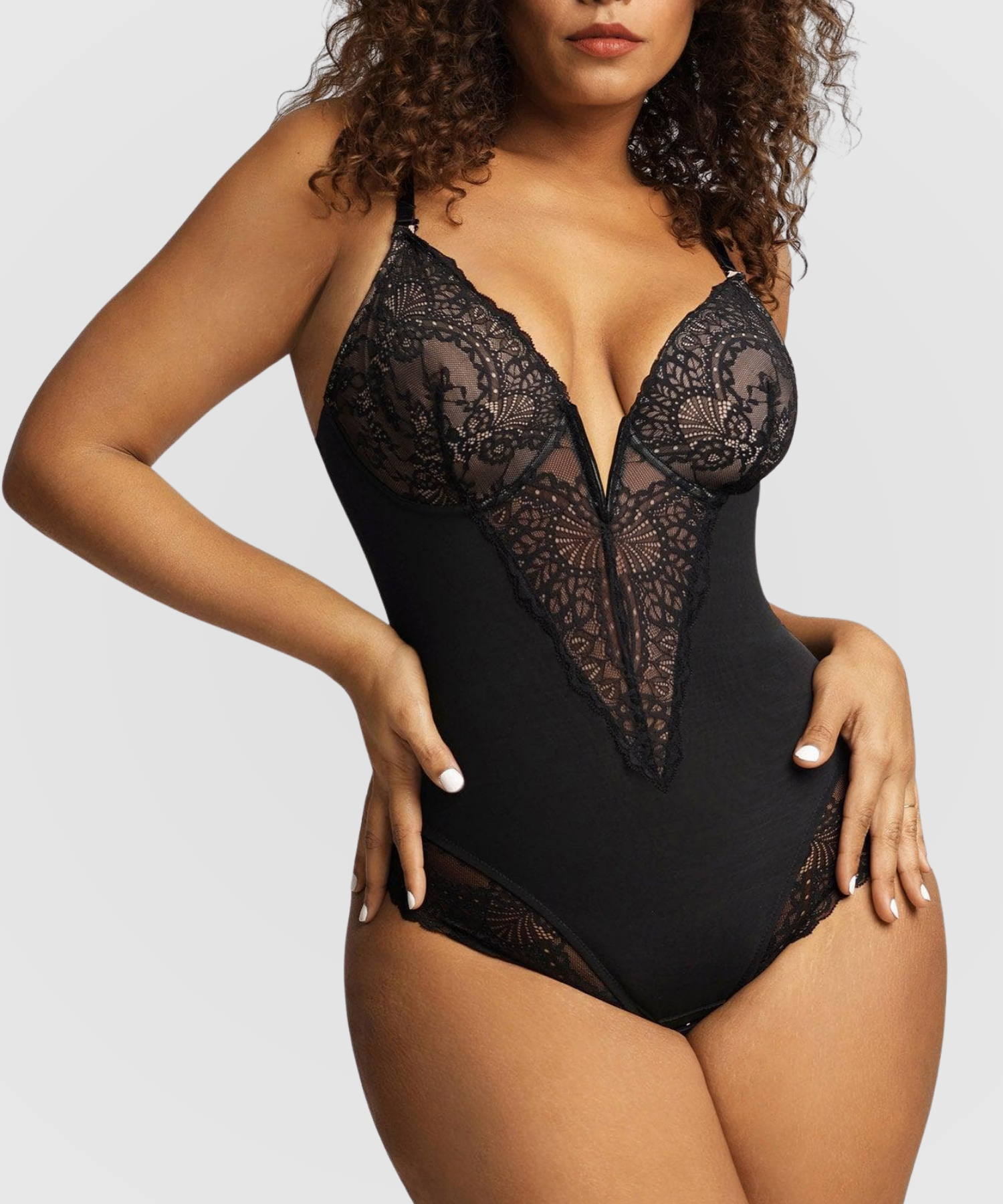 Body gainant en dentelle, version tanga