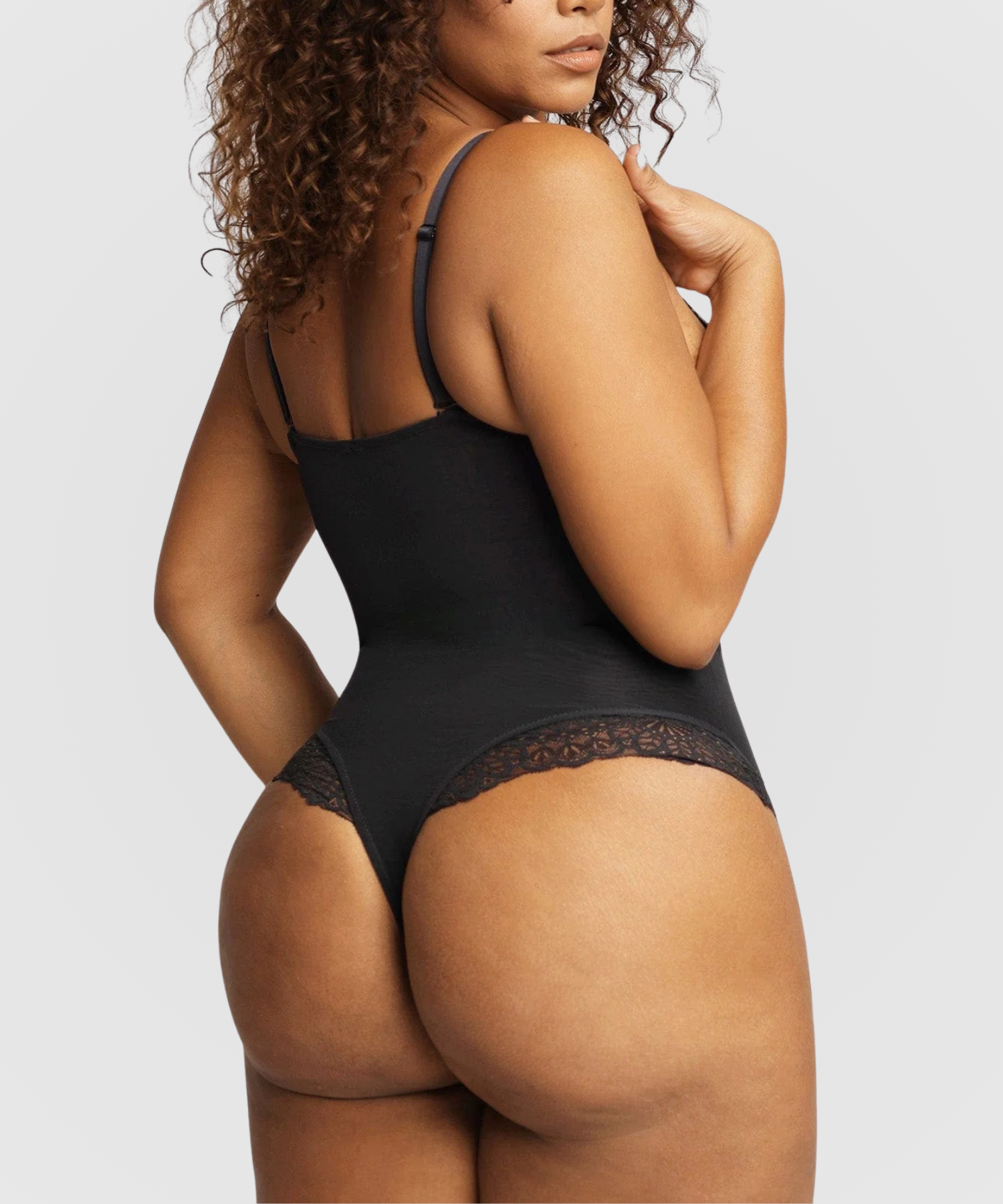 Body gainant en dentelle, version tanga