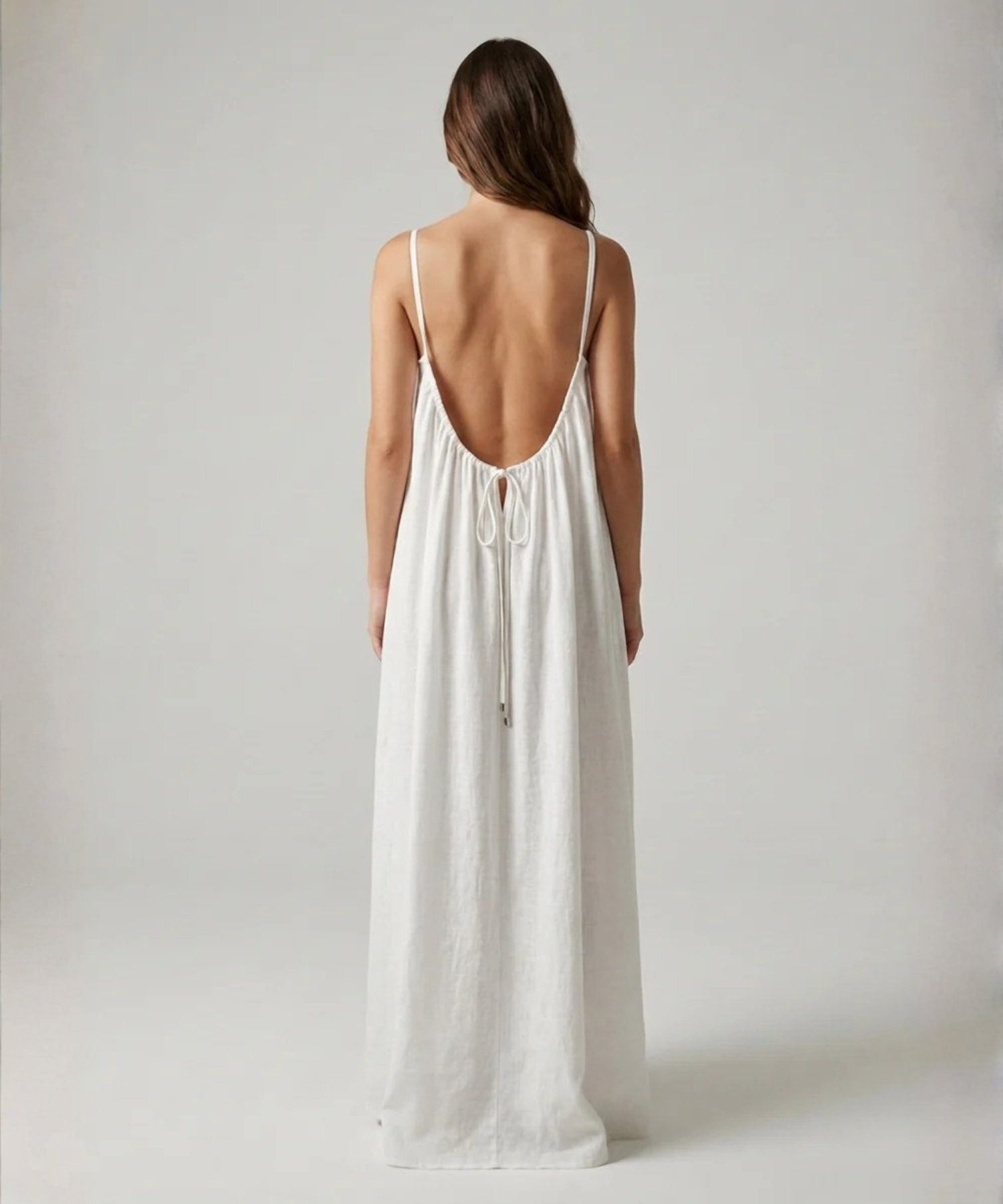 Robe Capri, dos dévoilé, allure irrésistible