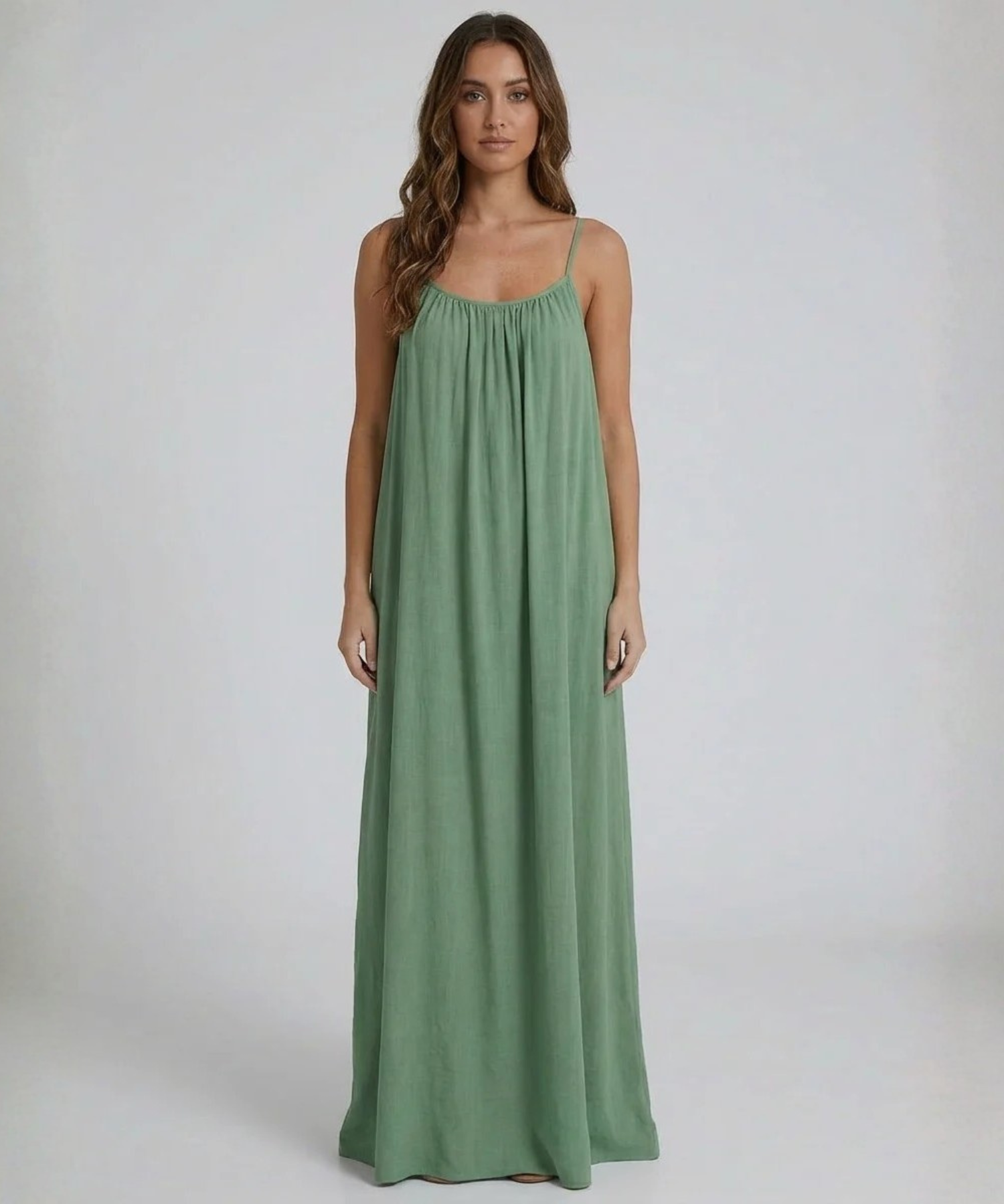 Robe Capri, dos dévoilé, allure irrésistible